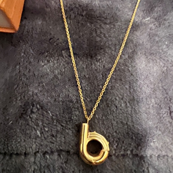 Louis Vuitton “LV & Me” Collection Letter ‘B’ Necklace - Picture 4 of 12